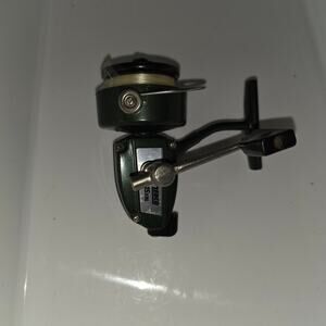 ZEBCO VINTAGE XRL15 SPINNING FISHING REEL